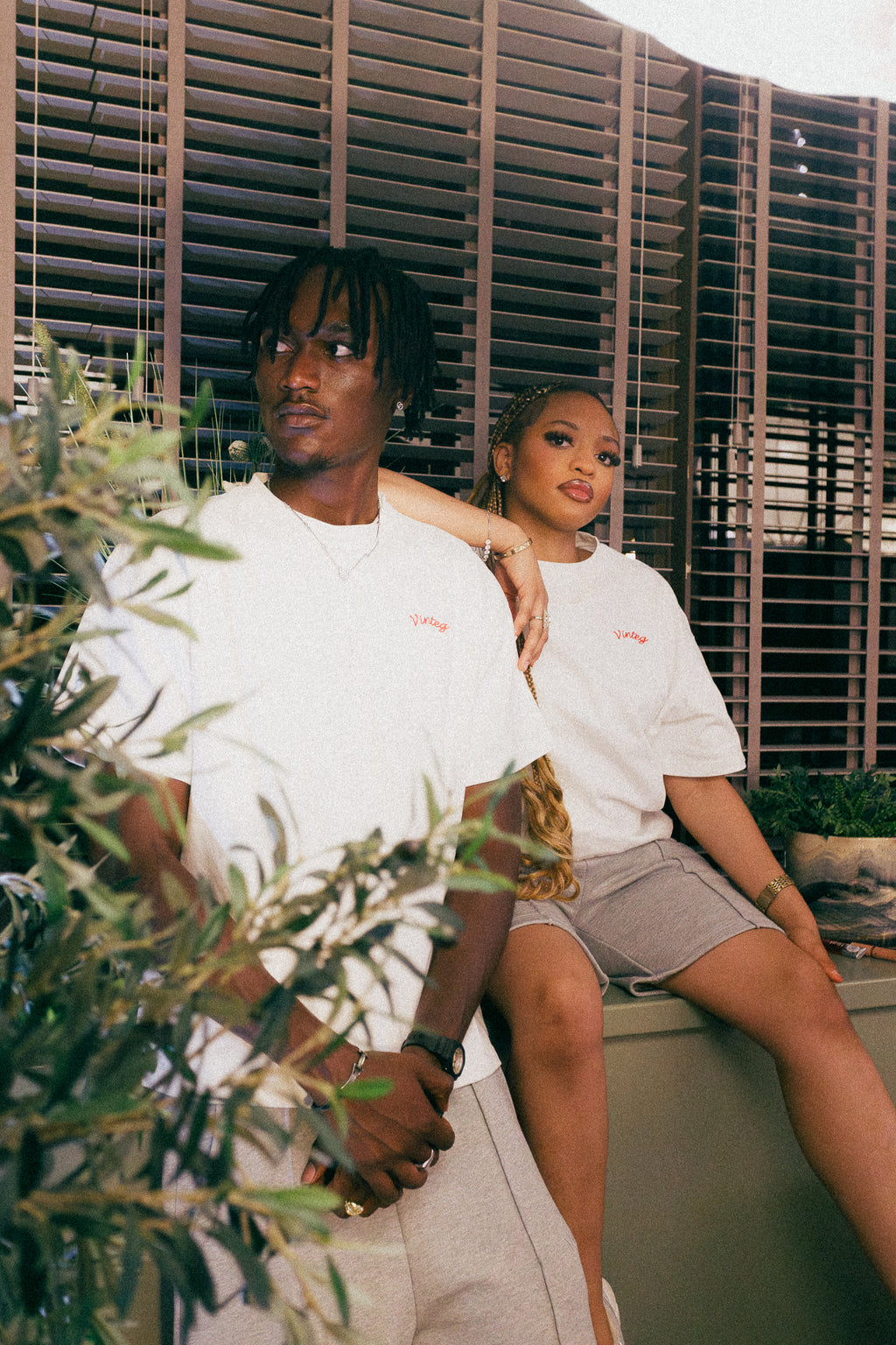 VINTEG LOGO TEE -WHITE