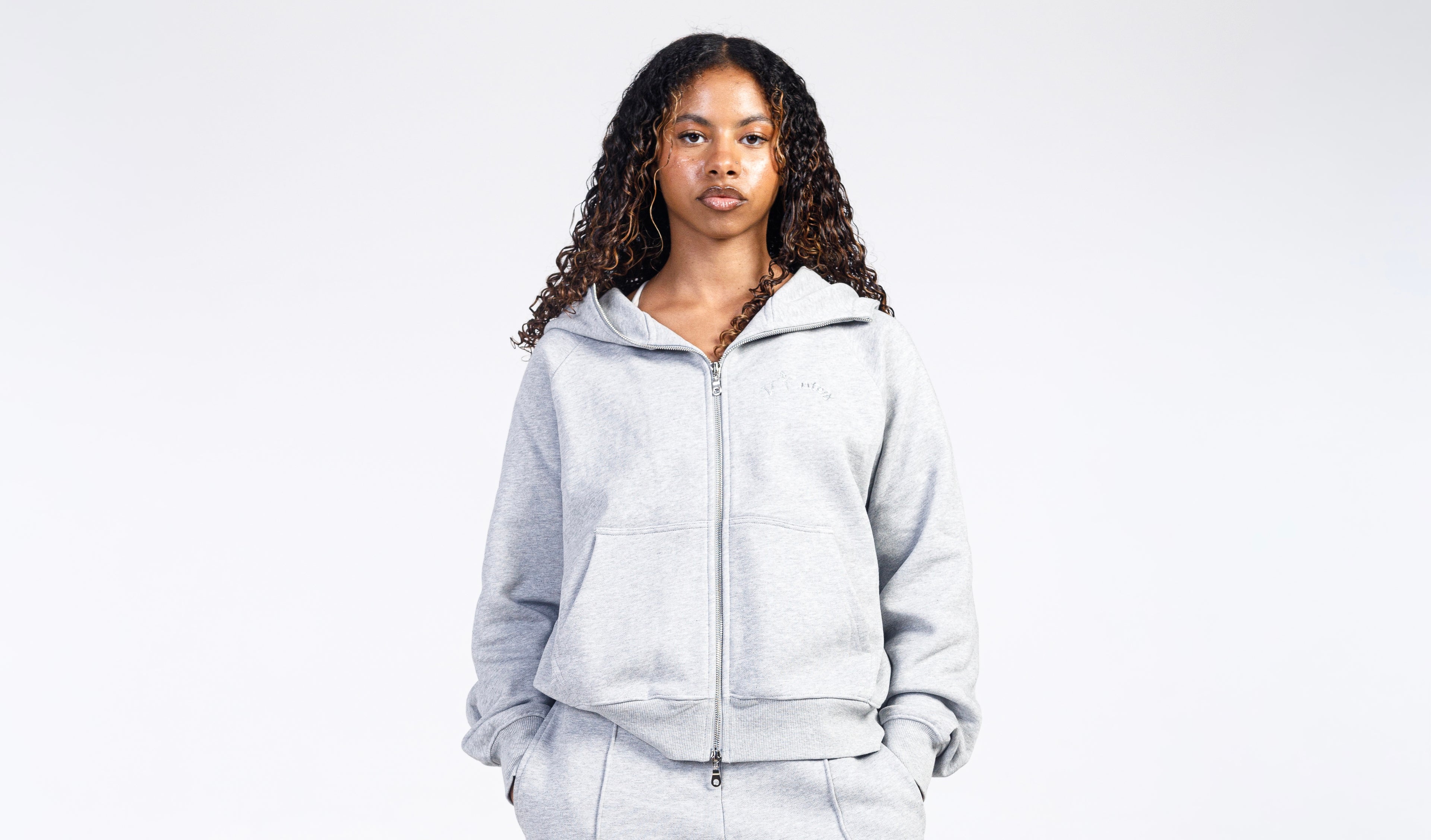 VINTEG METALLIC ZIPPER HOODIE - GREY