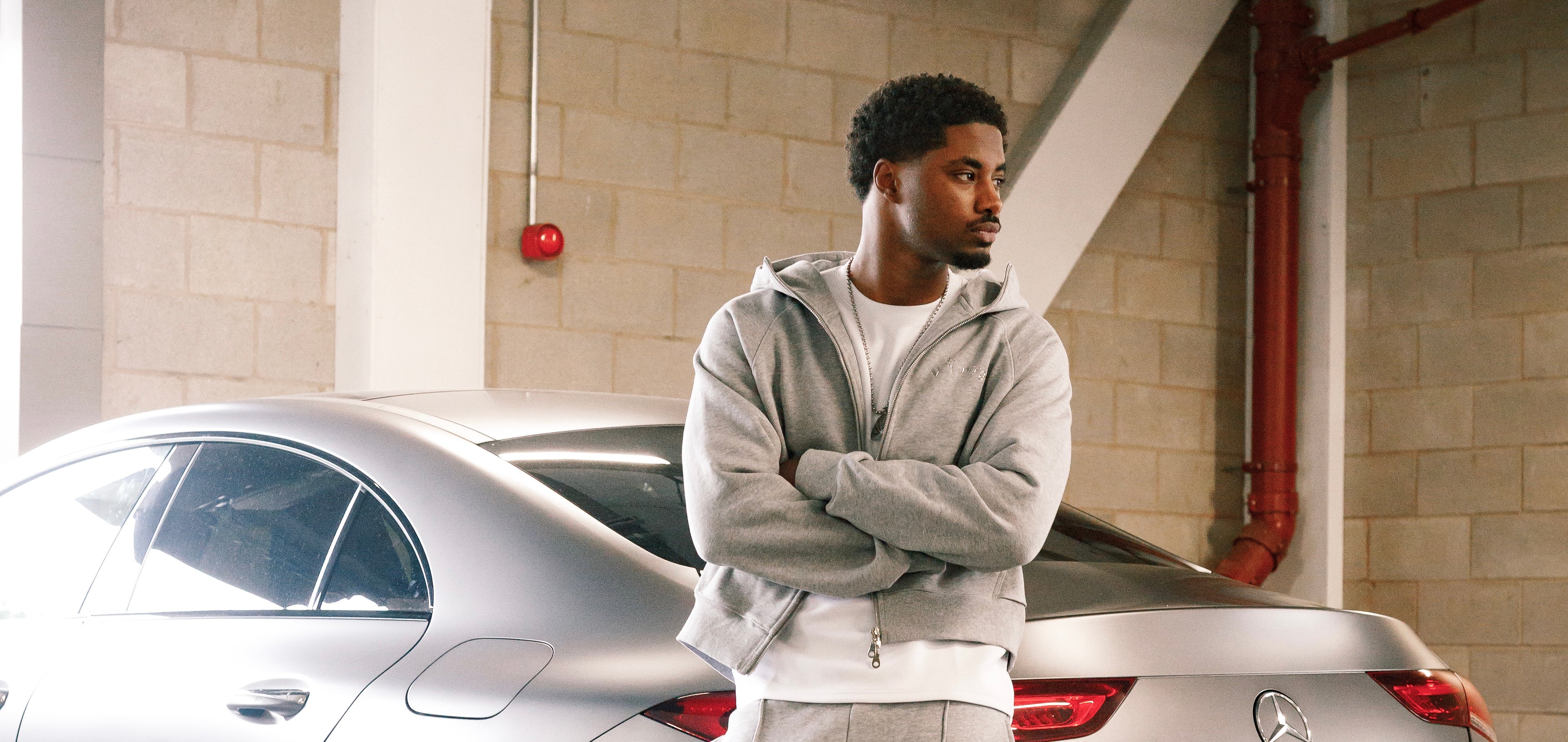 VINTEG METALLIC ZIPPER HOODIE - GREY