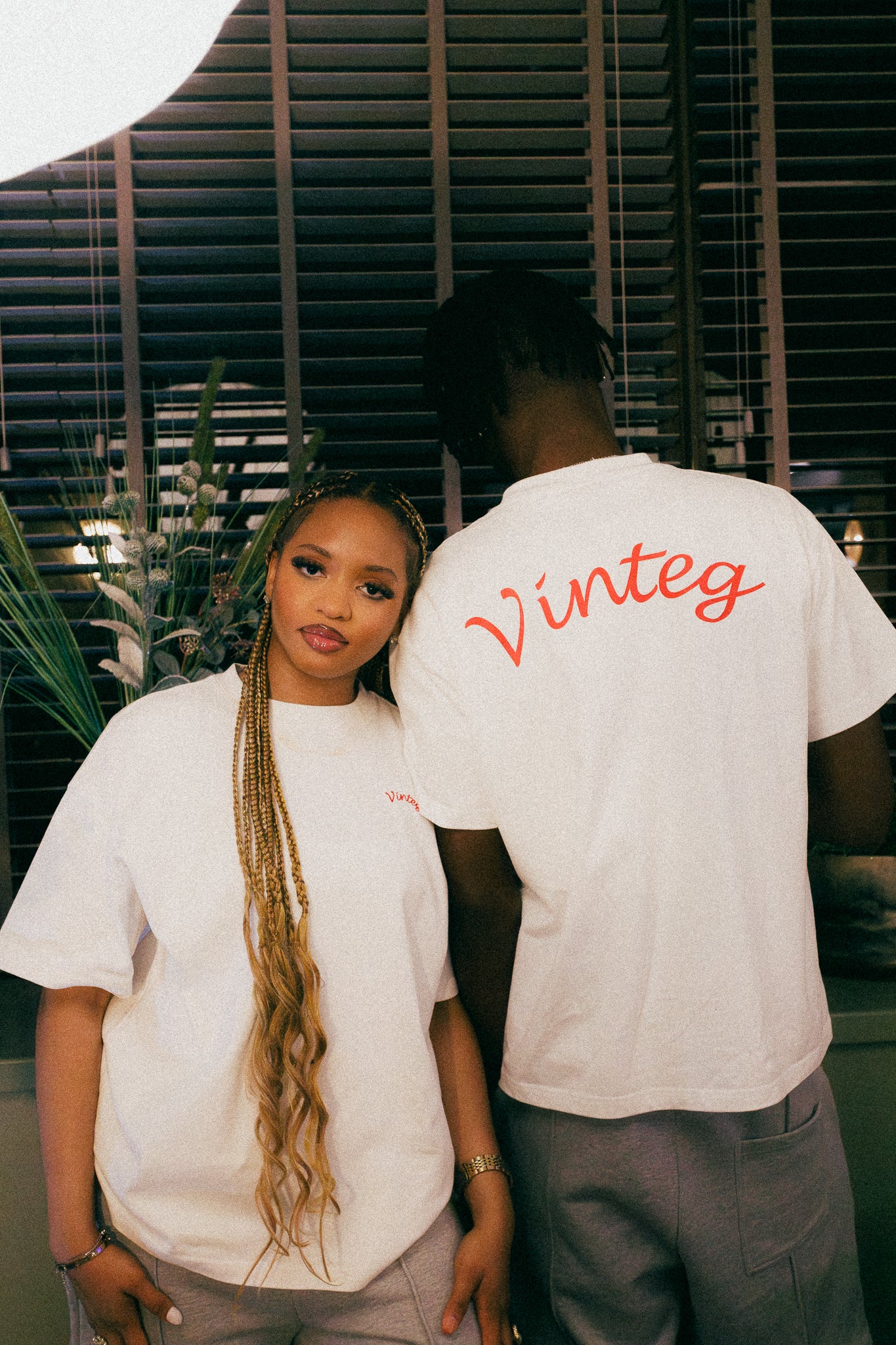 VINTEG LOGO TEE -WHITE